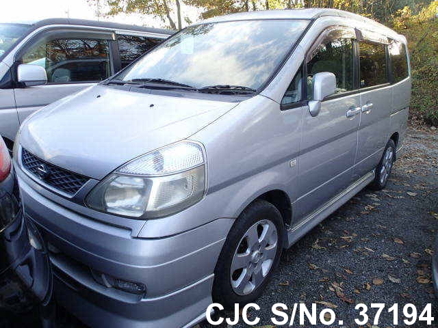 Nissan serena 2001