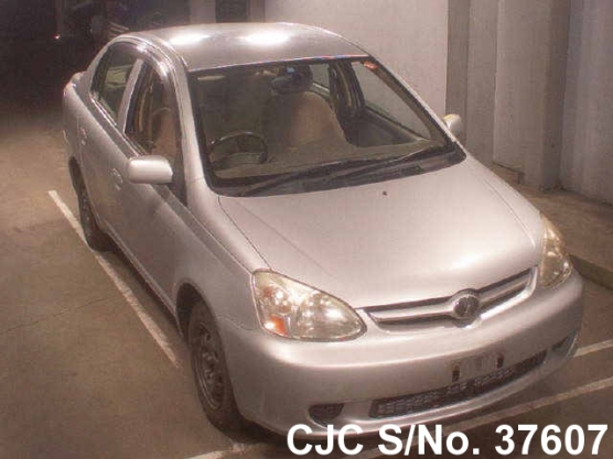 2002 Toyota / Platz Stock No. 37607