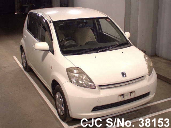 2005 Toyota / Passo Stock No. 38153