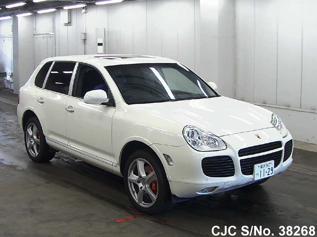 2005 Porsche Cayenne White for sale Stock No. 38268 Japanese Used