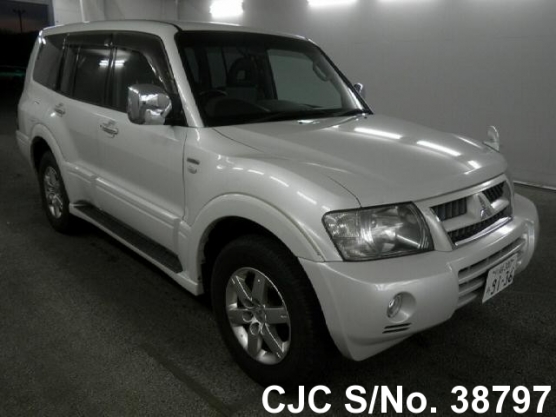 2005 Mitsubishi / Pajero Stock No. 38797