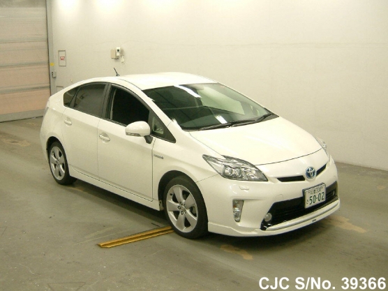 2013 Toyota / Prius Hybrid Stock No. 39366