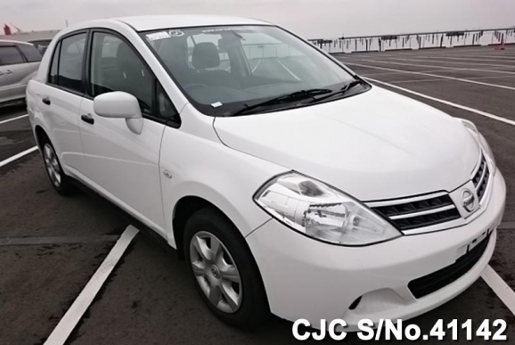 2012 Nissan / Tiida Latio Stock No. 41142
