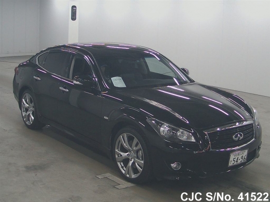 Nissan fuga 2010