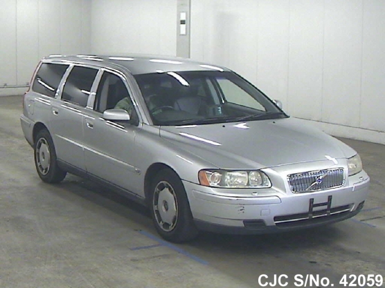 2005 Volvo / V70 Stock No. 42059