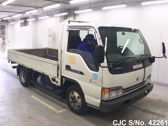 2001 Nissan / Atlas Stock No. 42261