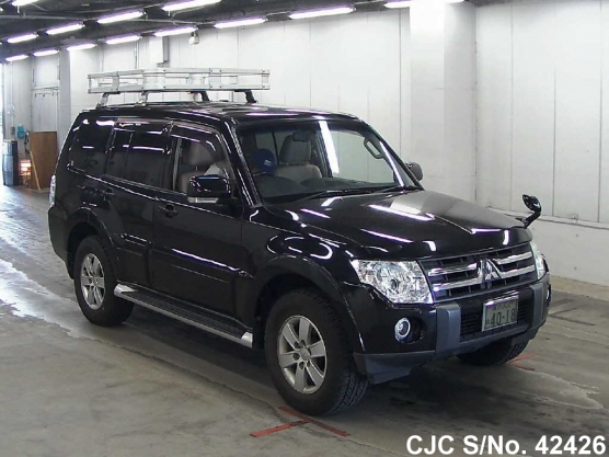 2007 Mitsubishi / Pajero Stock No. 42426