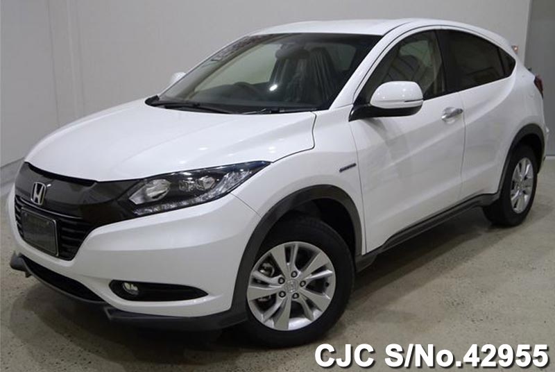 2014 Honda Vezel White for sale | Stock No. 42955 | Japanese Used