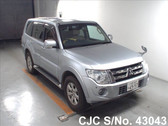 2012 Mitsubishi / Pajero Stock No. 43043