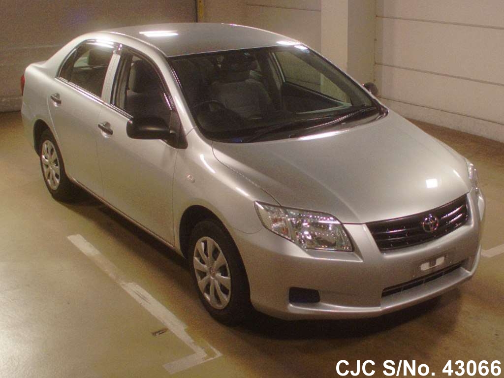 Toyota corolla axio 2010