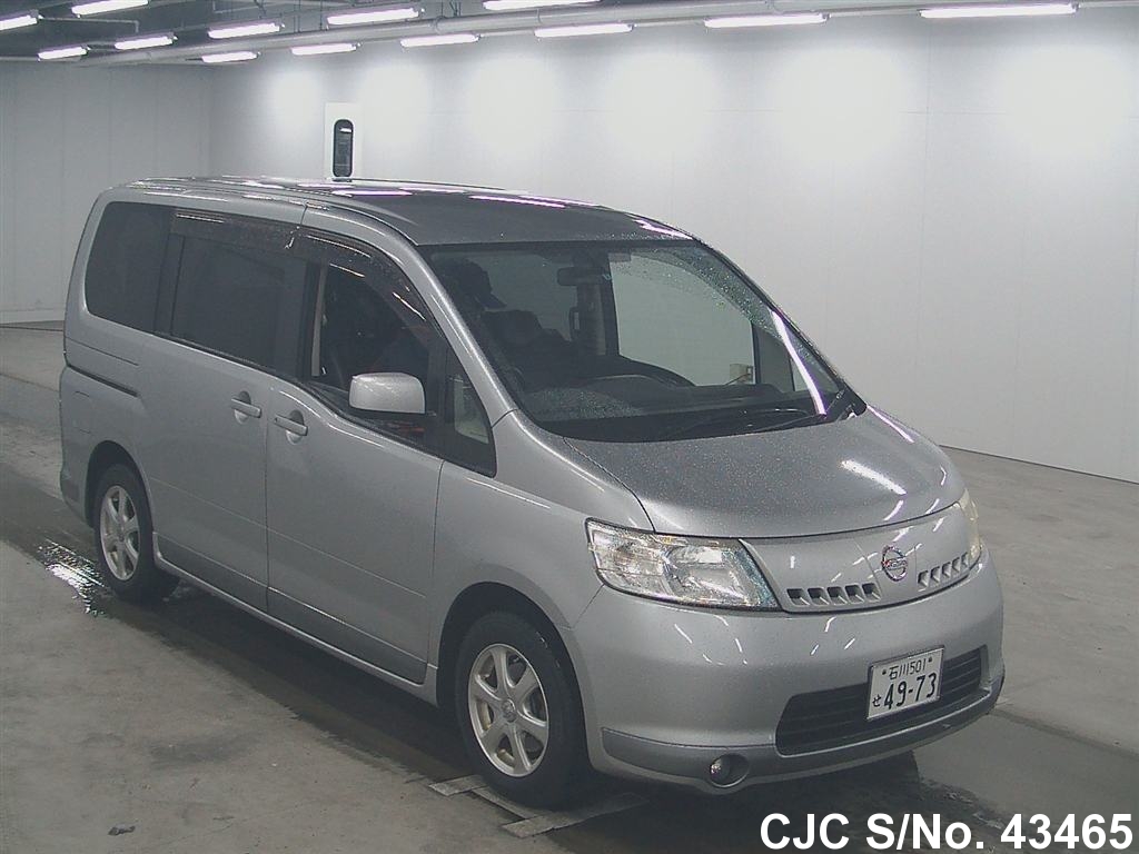 Nissan serena 2007