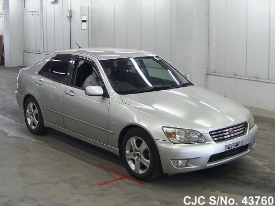 Toyota altezza 1999