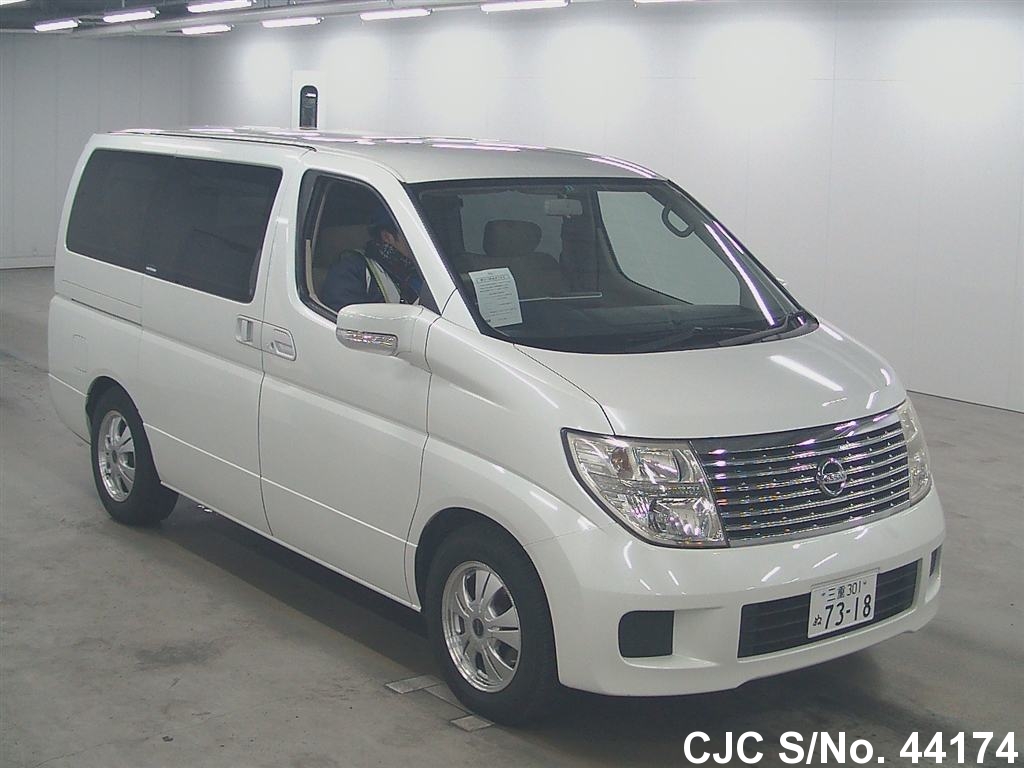 Nissan elgrand 2006
