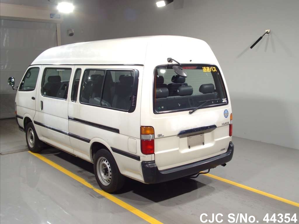 Toyota hiace 2002