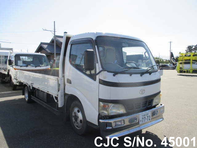 Toyota toyoace 2003