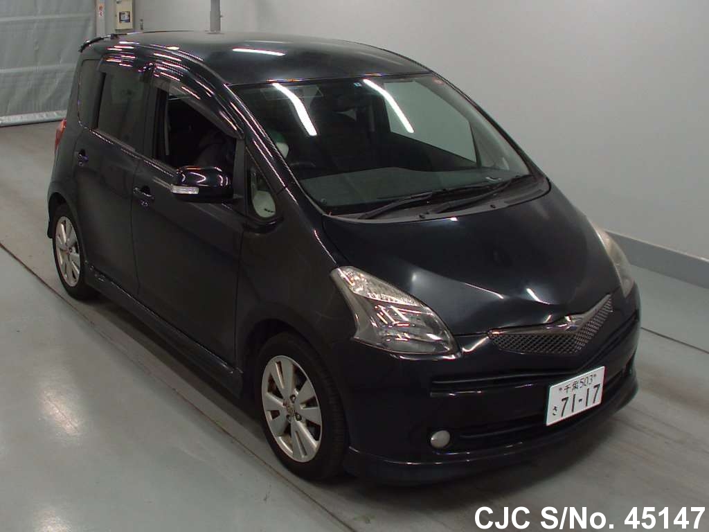 Toyota ractis 2006