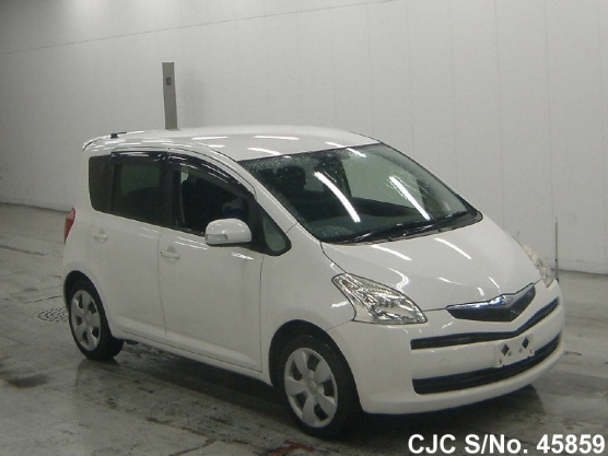 2007 Toyota / Ractis Stock No. 45859