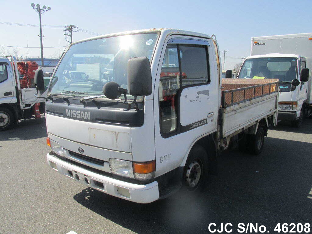 Nissan atlas 1995