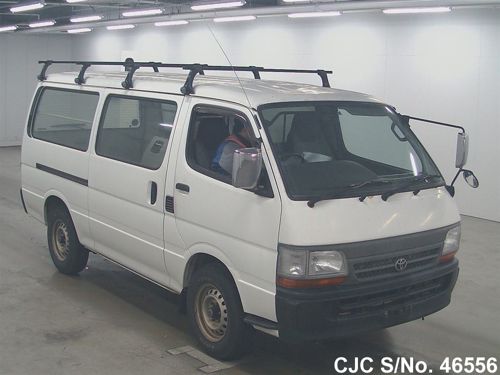 Тойота hiace 2002