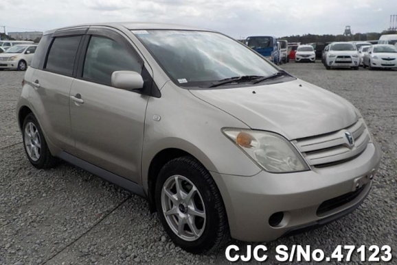 2003 Toyota / IST Stock No. 47123