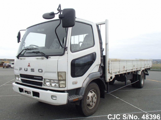 2004 Mitsubishi / Fuso Fighter Stock No. 48396
