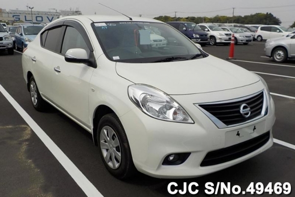2013 Nissan / Latio Stock No. 49469