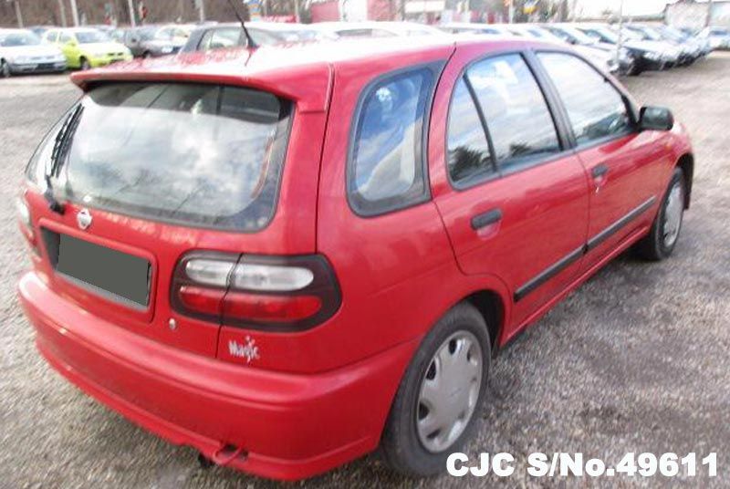 Nissan almera 1999