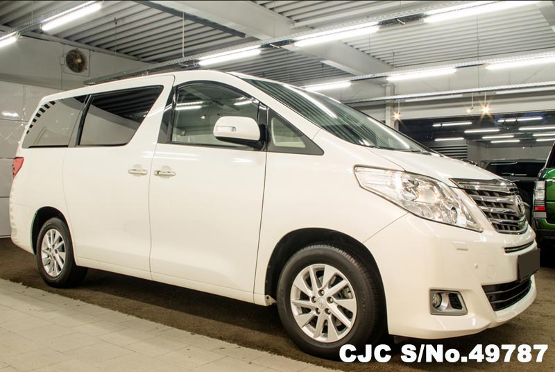 Toyota alphard 2013