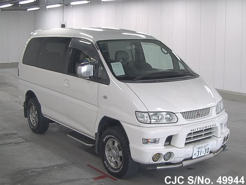 Mitsubishi delica 1999