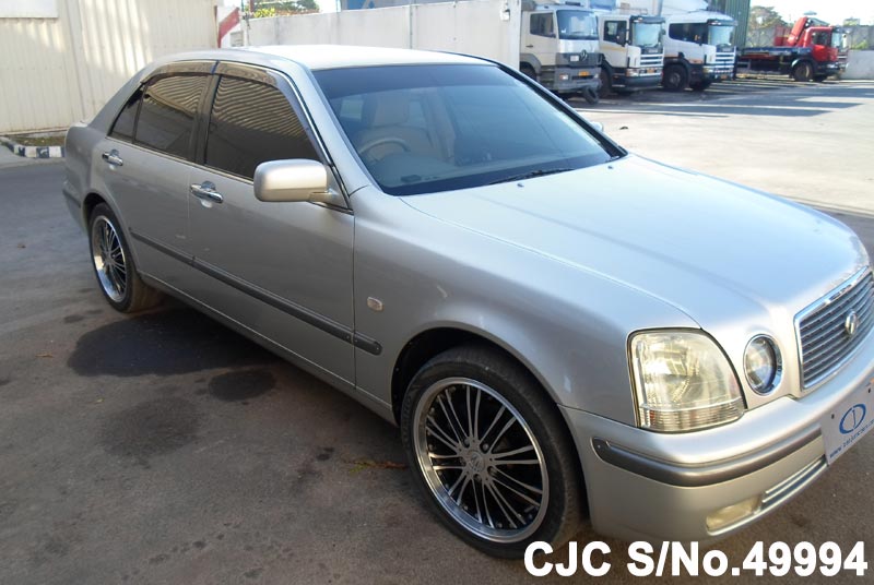 Toyota progres 1999