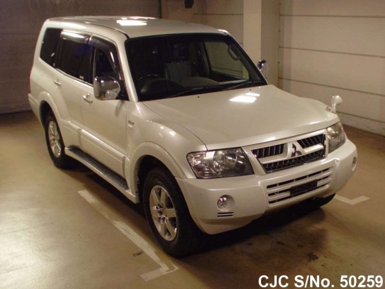 2005 Mitsubishi / Pajero Stock No. 50259