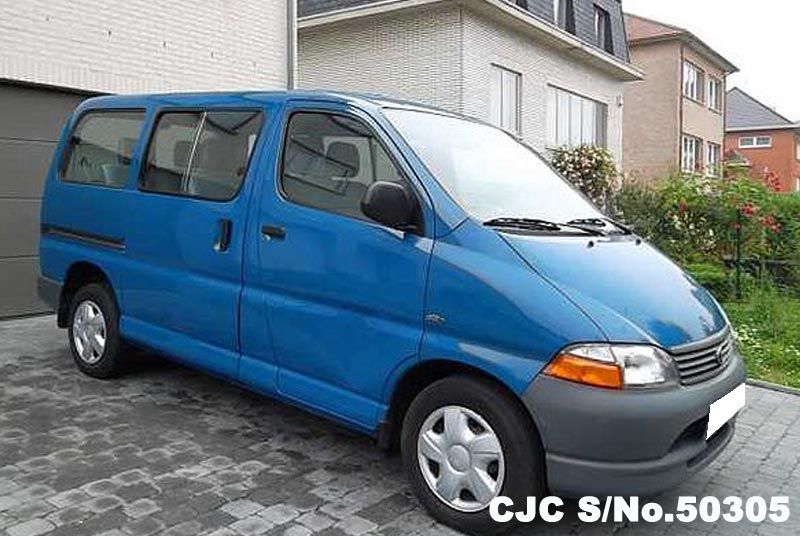 Toyota hiace 2004
