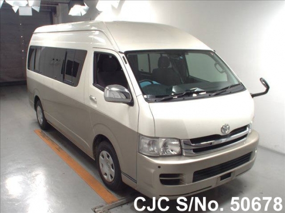 2010 Toyota / Hiace Stock No. 50678