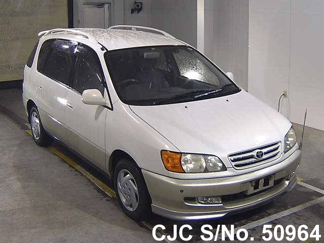 Toyota ipsum 1999