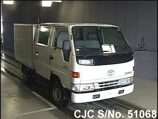 Toyota dyna 2000