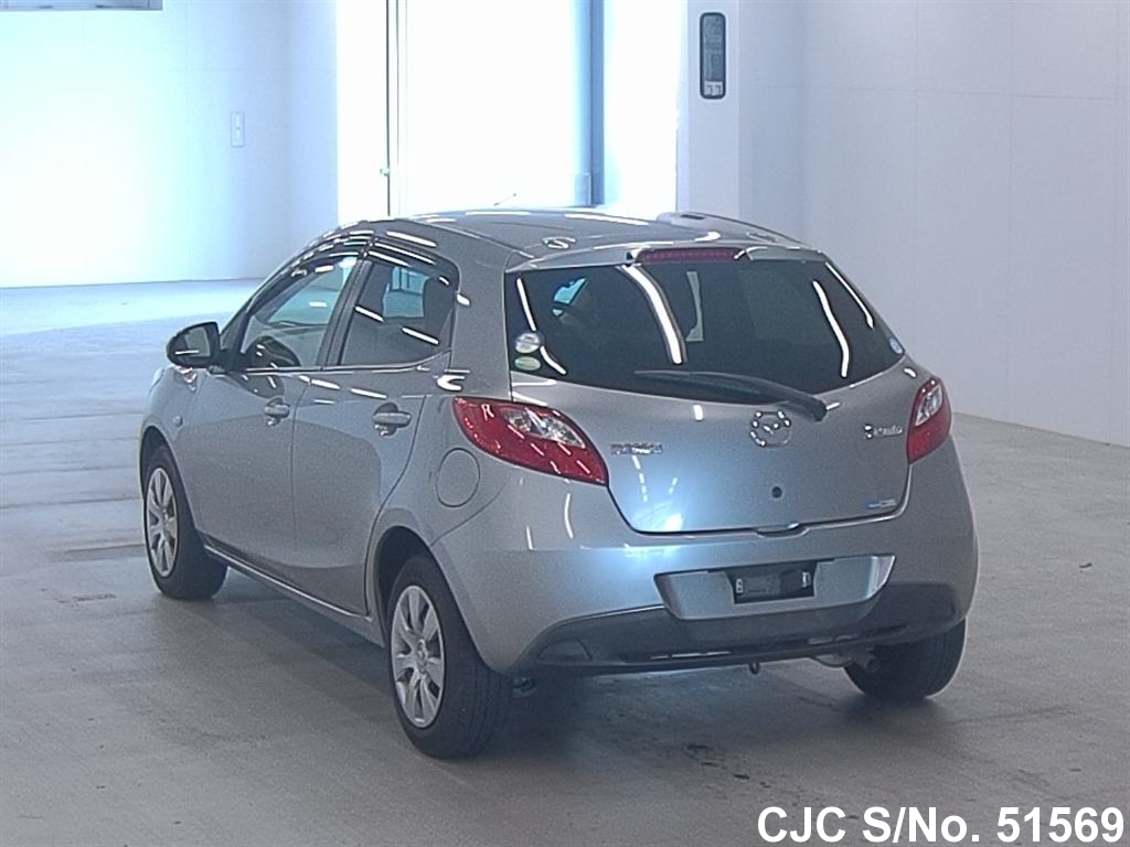 Mazda demio 2009