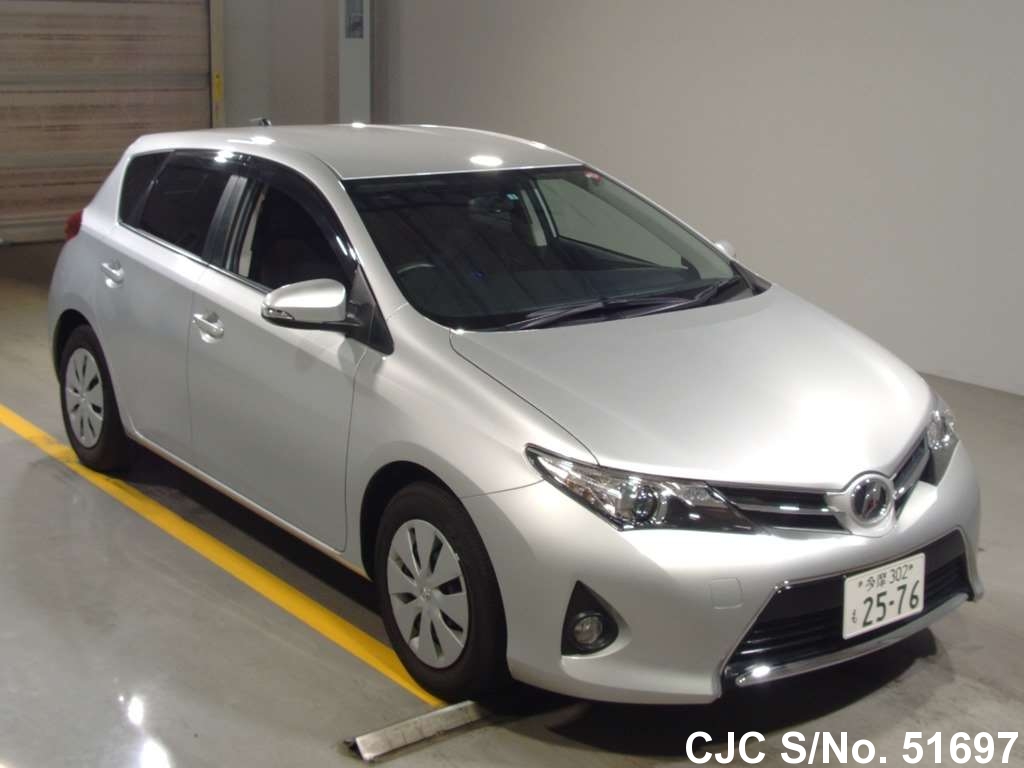 Toyota auris 2012