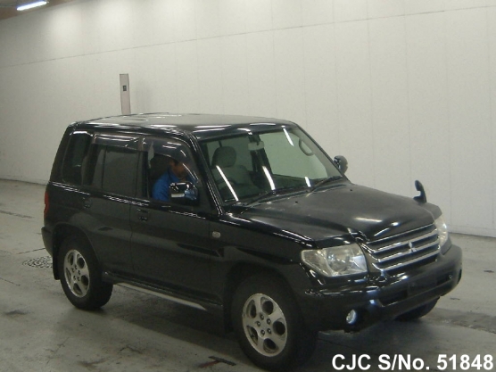 2004 Mitsubishi / Pajero io Stock No. 51848