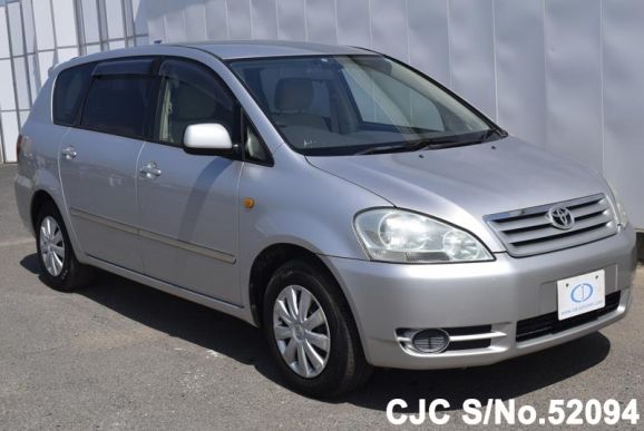 2001 Toyota / Ipsum Stock No. 52094