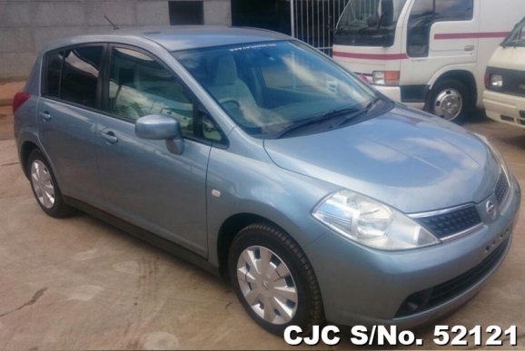 2004 Nissan / Tiida Stock No. 52121