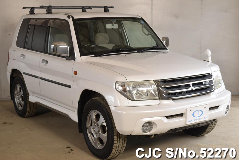 Mitsubishi pajero io 2001