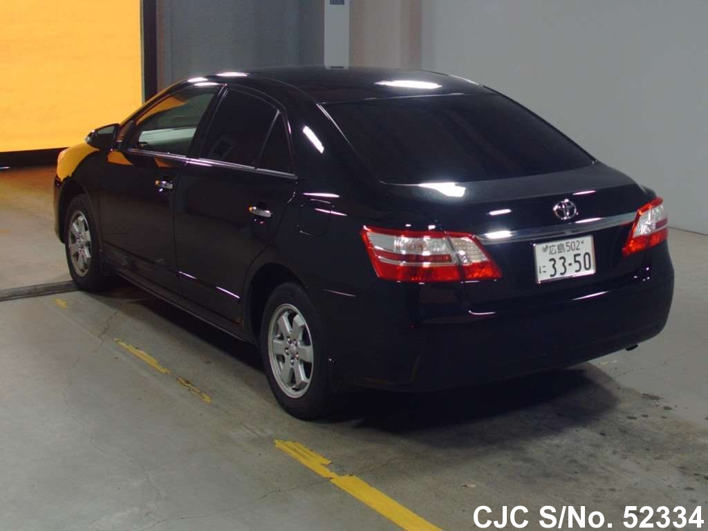 Toyota premio фото