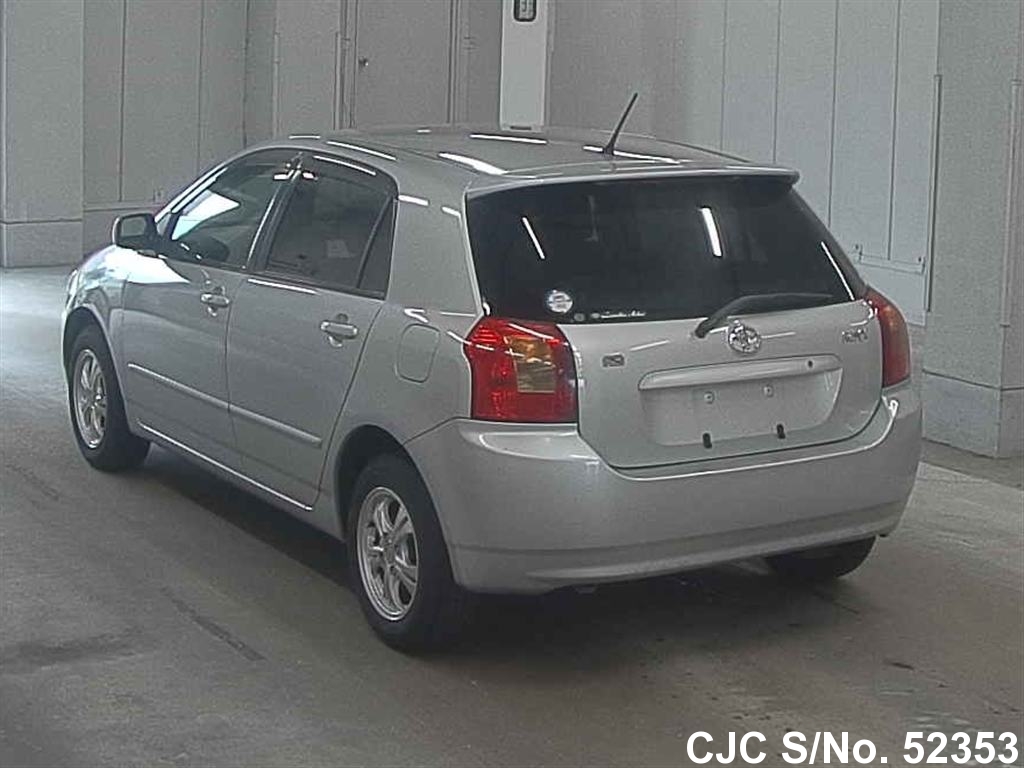 Toyota runx 2001