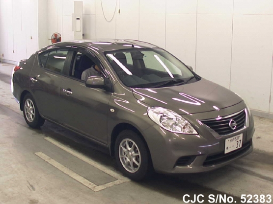 2013 Nissan / Tiida Latio Stock No. 52383