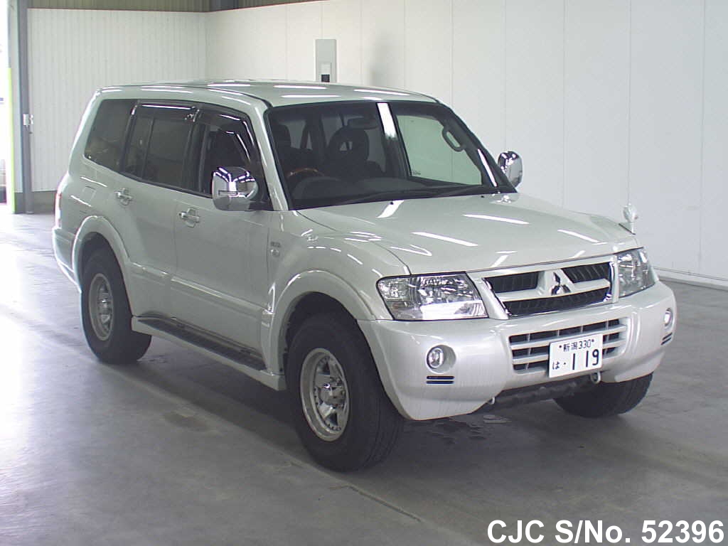 2004 Mitsubishi Pajero Pearl for sale | Stock No. 52396 | Japanese Used ...