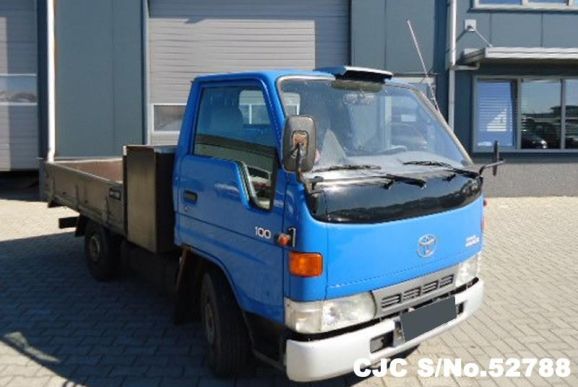 Toyota dyna 2000