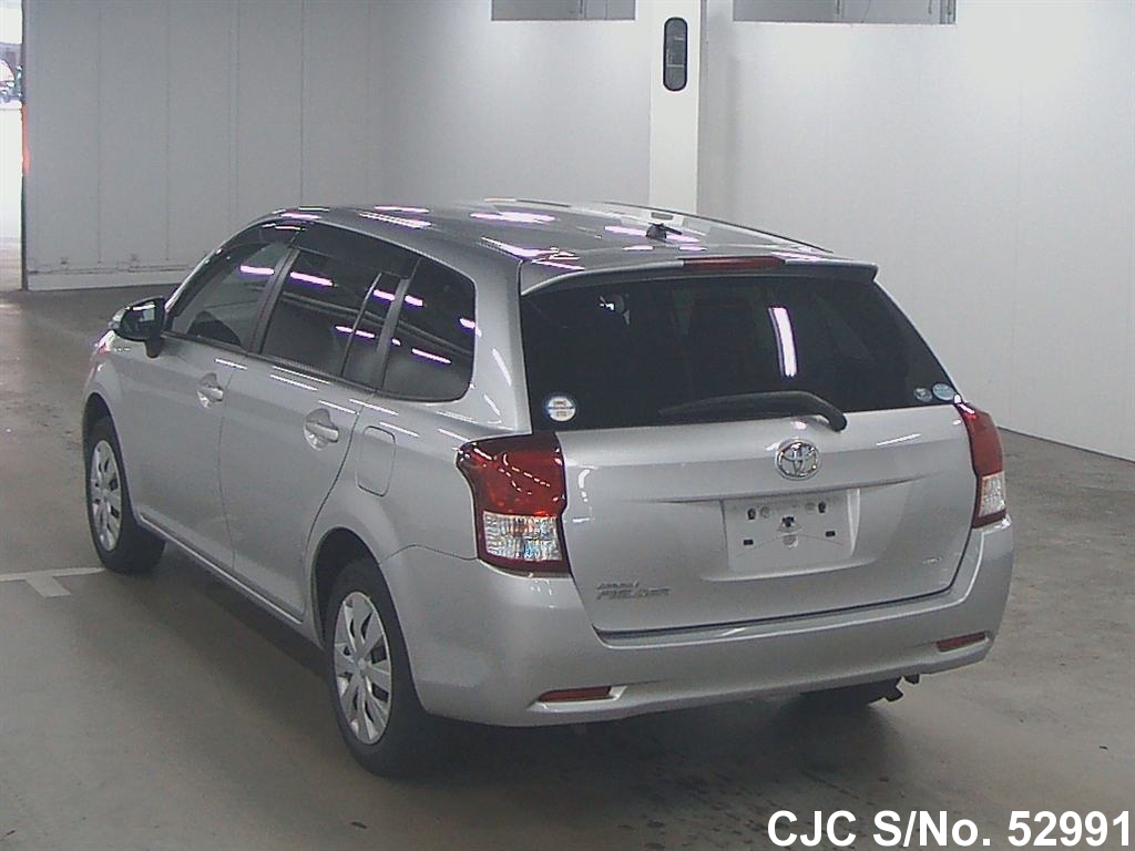 Toyota corolla fielder 2012 Toyota corolla fielder 2012