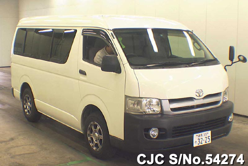 Toyota hiace 2004