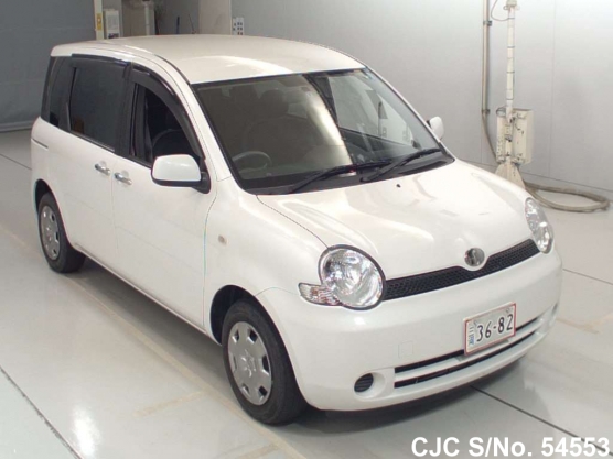2005 Toyota / Sienta Stock No. 54553