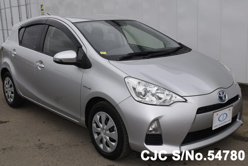 2012 Toyota Aqua Silver for sale | Stock No. 54780 | Japanese Used